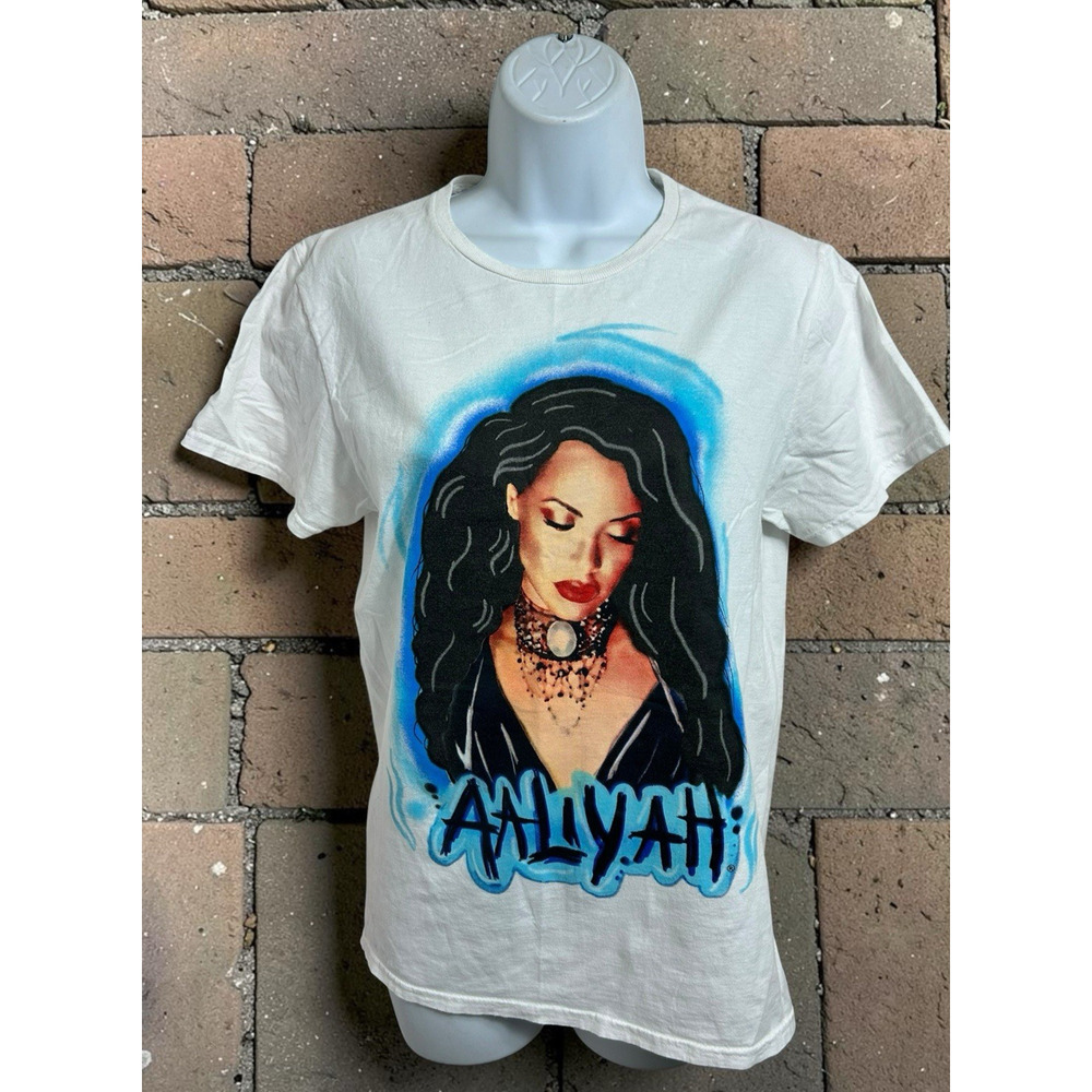 AALIYAH Princess of R&B T-Shirt Sz Small Airbrush Graffiti Art Graphics Tee Top